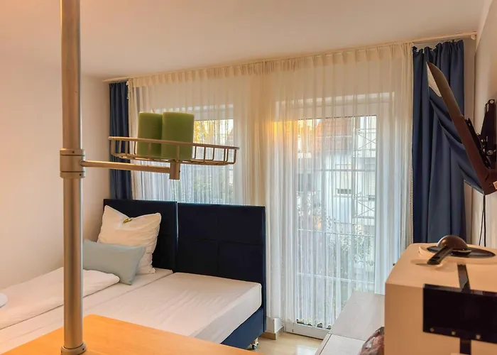 Exclusive 4 Minuten Zur Messe * Augsburg